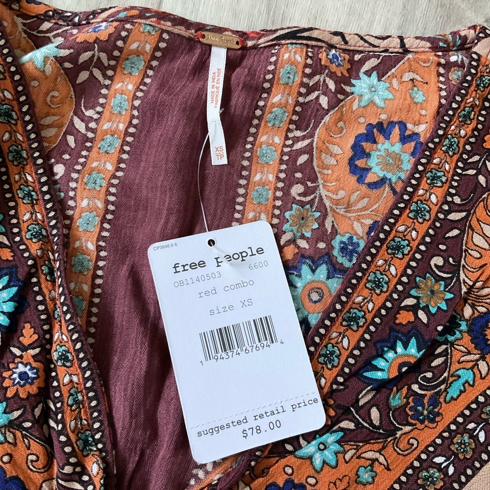 NWT Free People  Boho  Red Combo Wrap Top XS Bell Sleeves, Long Sleeves - Picture 11 of 13